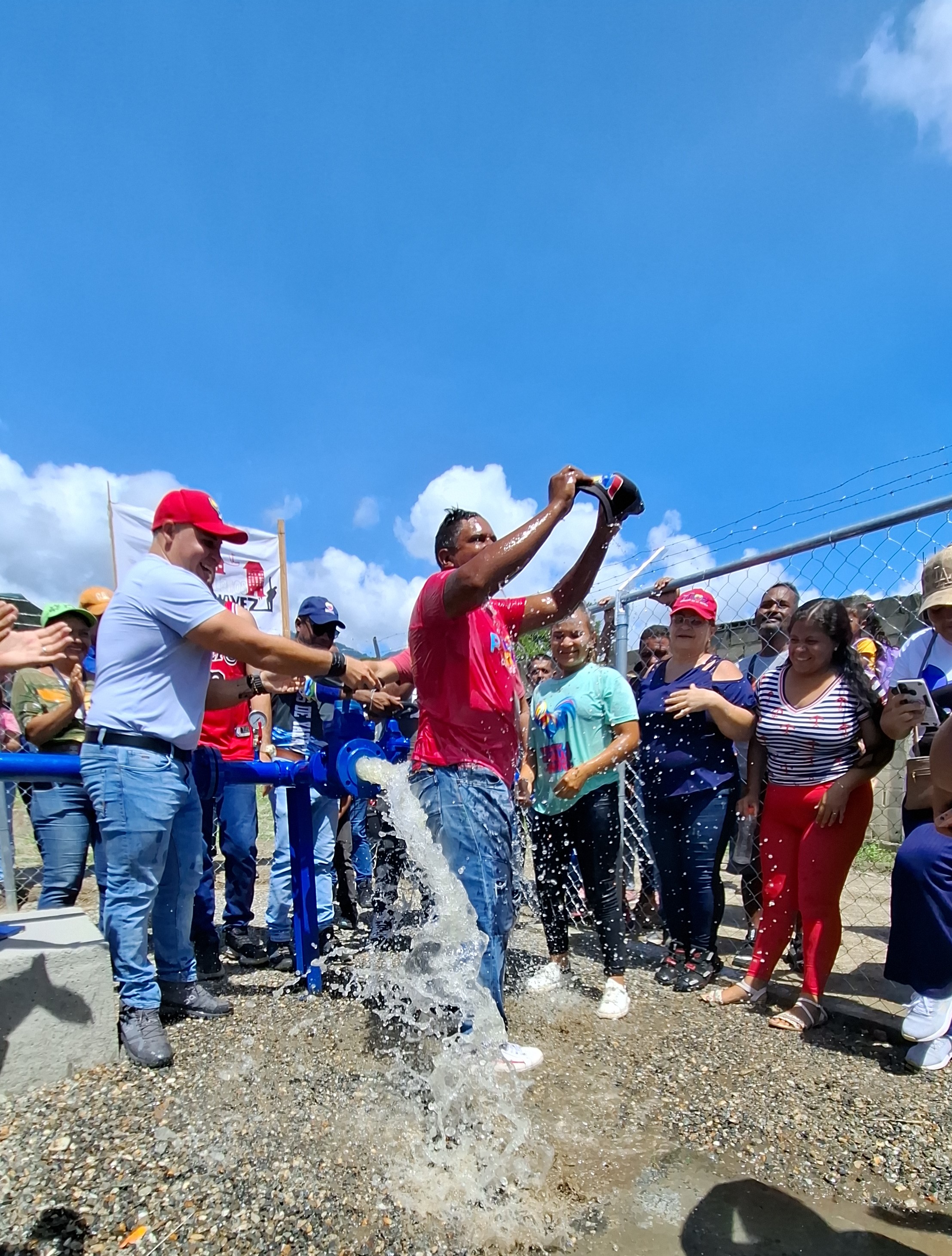 Gobierno Bolivariano activó  pozo de agua para la comunidad Las Mercedes en Yaracuy